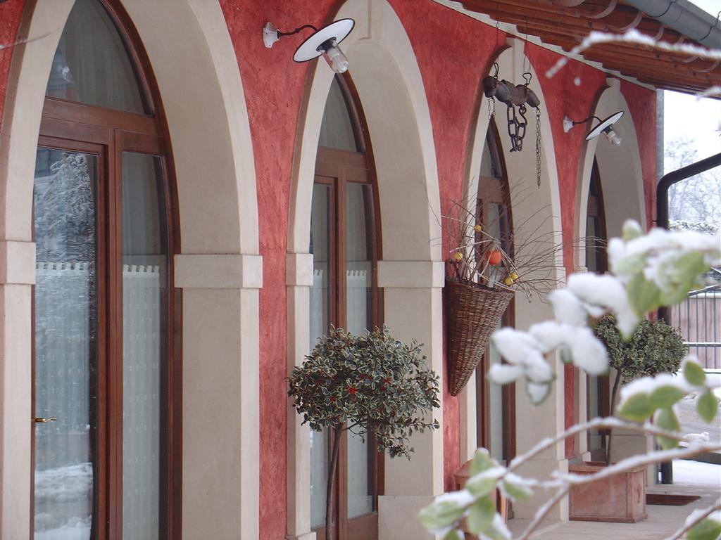 בית הארחה וליג'יו סול מיניציו 	Agriturismo Gian Galeazzo Visconti מראה חיצוני תמונה