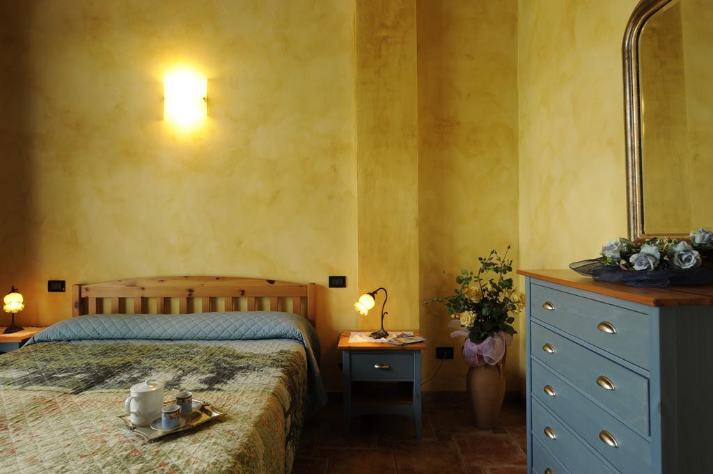 בית הארחה וליג'יו סול מיניציו 	Agriturismo Gian Galeazzo Visconti חדר תמונה