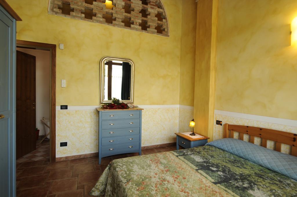 בית הארחה וליג'יו סול מיניציו 	Agriturismo Gian Galeazzo Visconti חדר תמונה